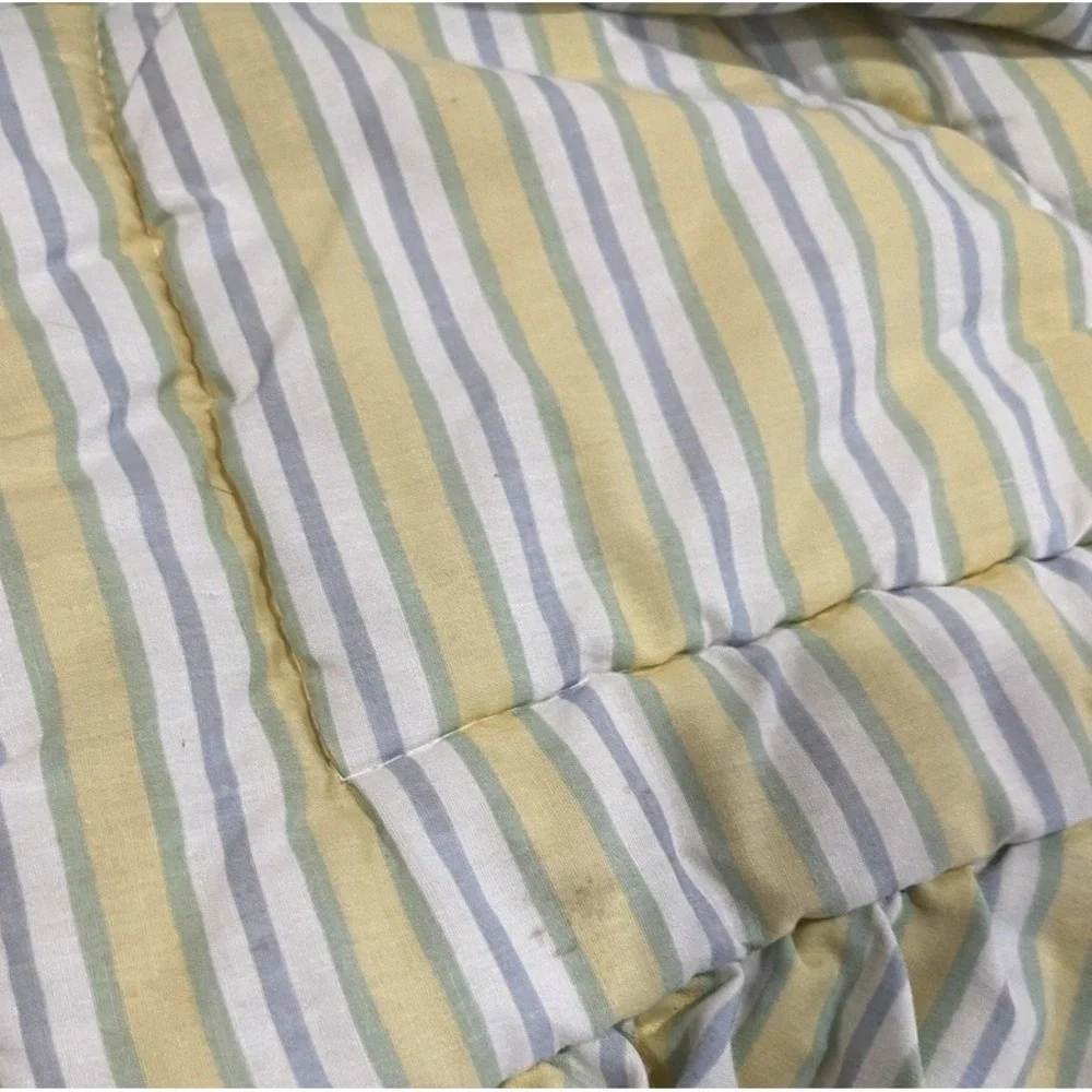 Vtg Winnie The Pooh Disney Baby Comforter Crown Craft Reversible‎ Ruffle 36x48